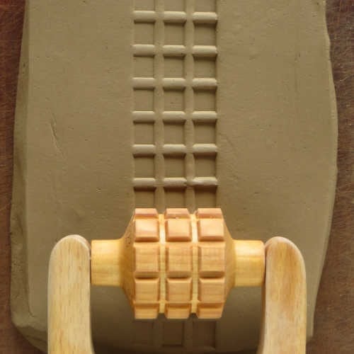 Medium Handle Roller