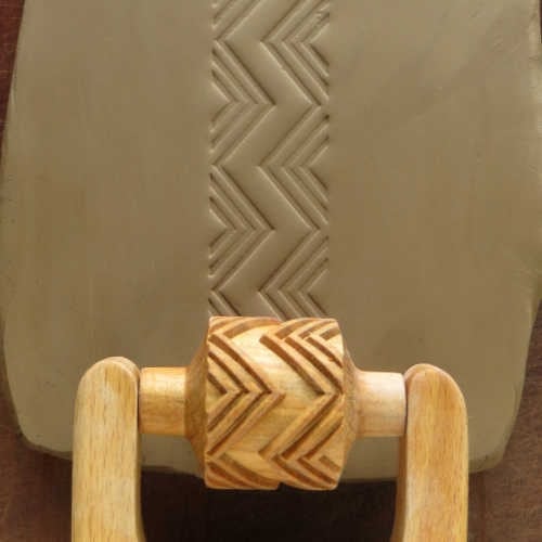 Medium Handle Roller